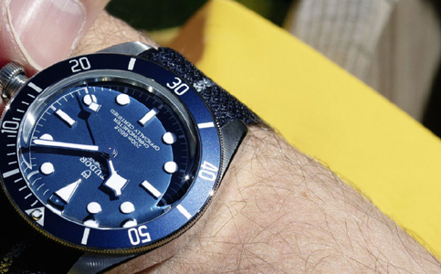 帝舵售后維修中心服務(wù)（帝舵手表摔壞后的維修方法）