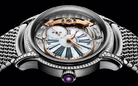 愛彼售后維修點(修復愛彼手表的表蒙劃痕)